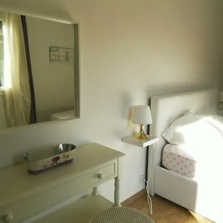 La Jacaranda Apartment *