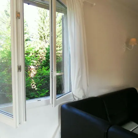 La Jacaranda Apartment